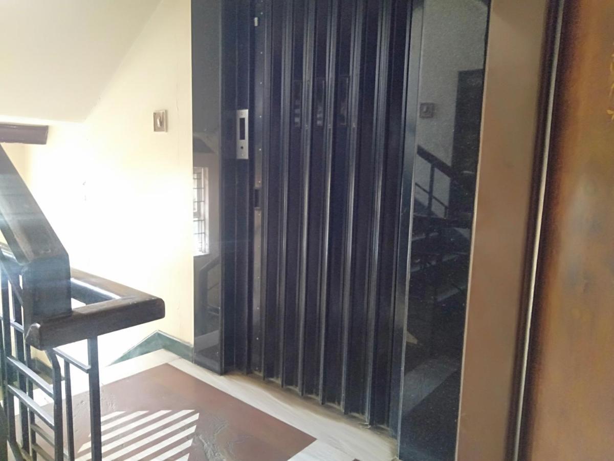 Hotel Shiv Sangram アフマドナガル エクステリア 写真