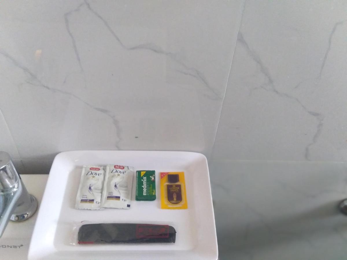 Hotel Shiv Sangram アフマドナガル エクステリア 写真